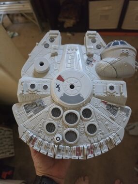 Star Wars Millennium Falcon Kids Toy - White